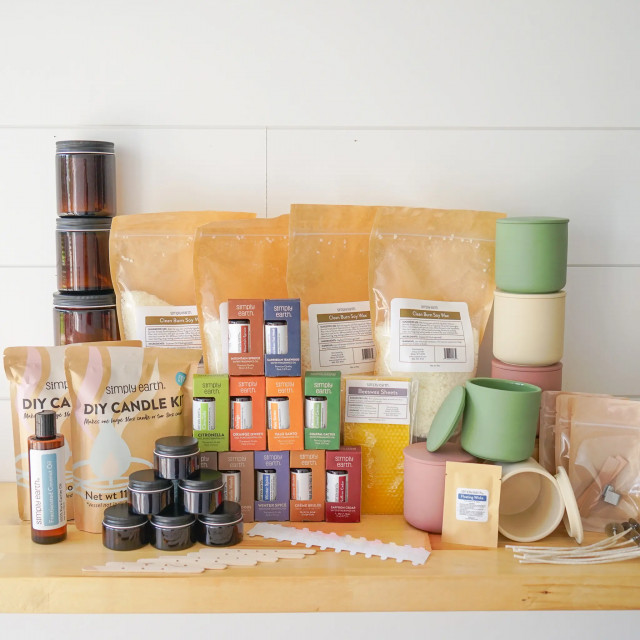 Simply Earth | All-In-One Candle Maker Kit